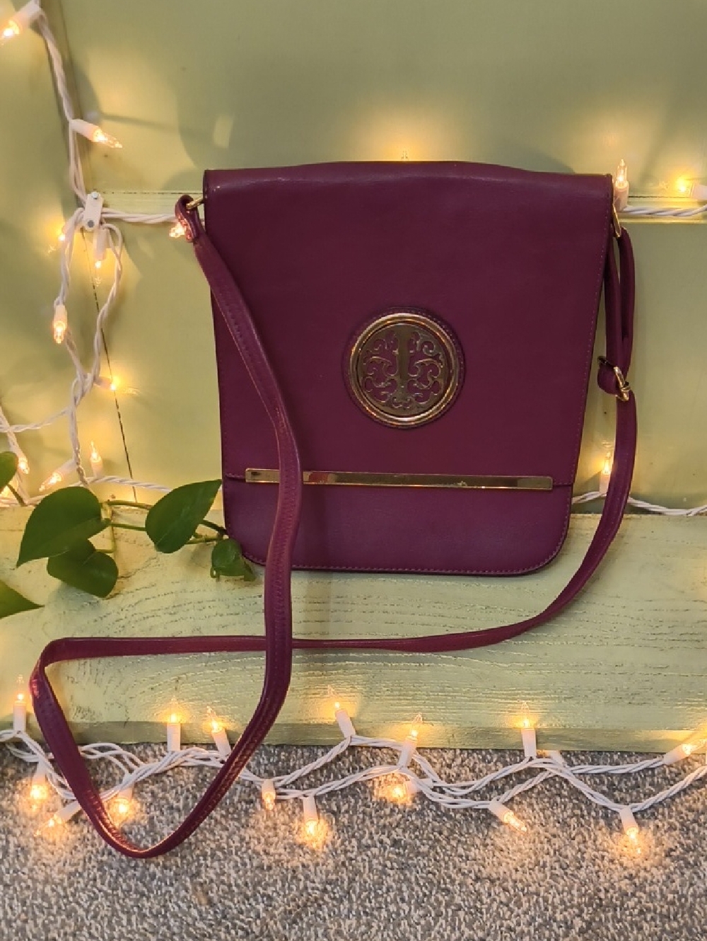 Women's Cross Body Accordion Envelope Magenta Gold Purse Bag